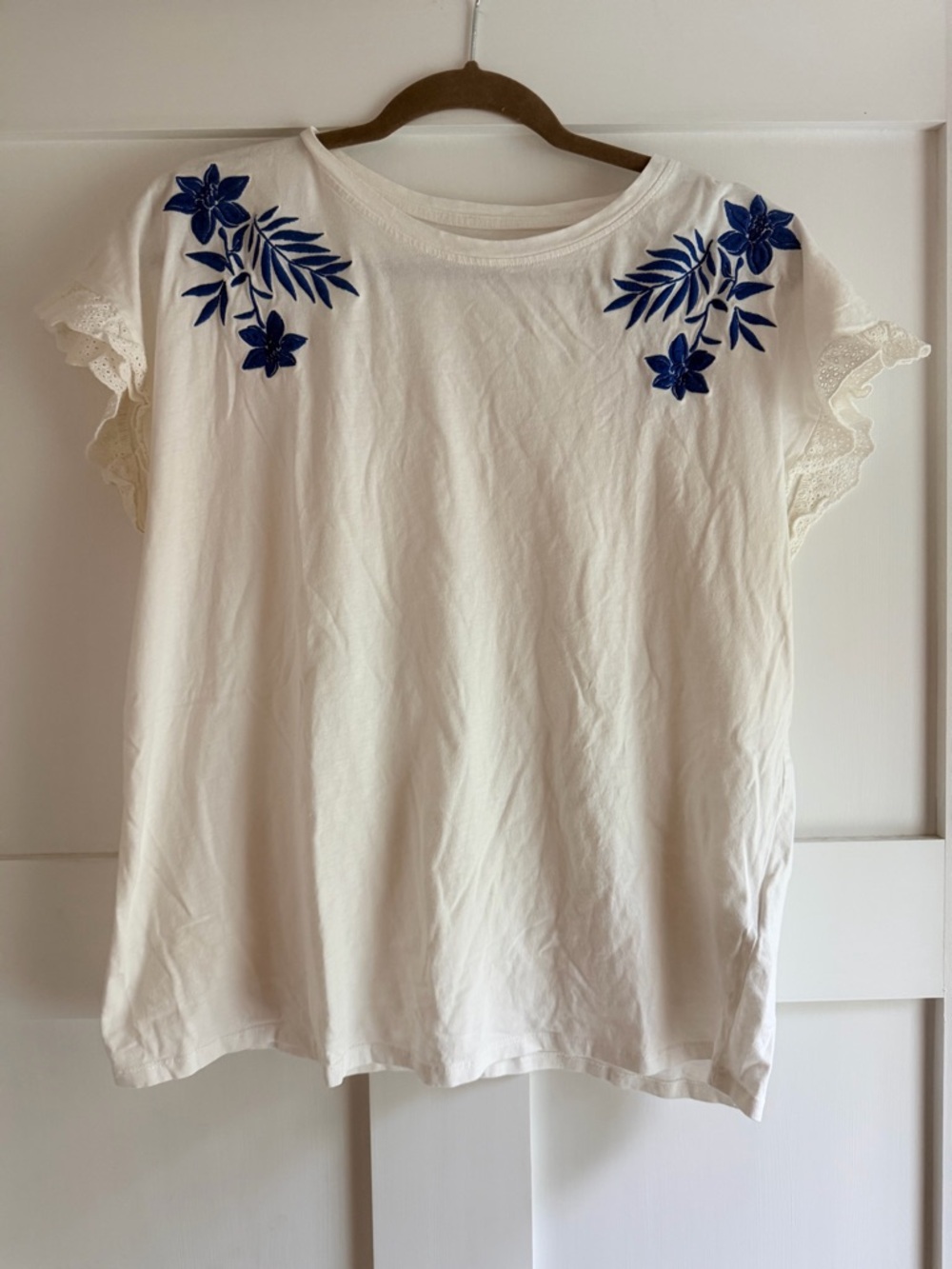 Springfield White Short Sleeve Top with Blue Floral Embroidery